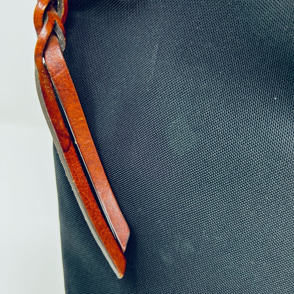 Dooney & Bourke Black and Tan Leather Shoulder Bag - Picture 4 of 8
